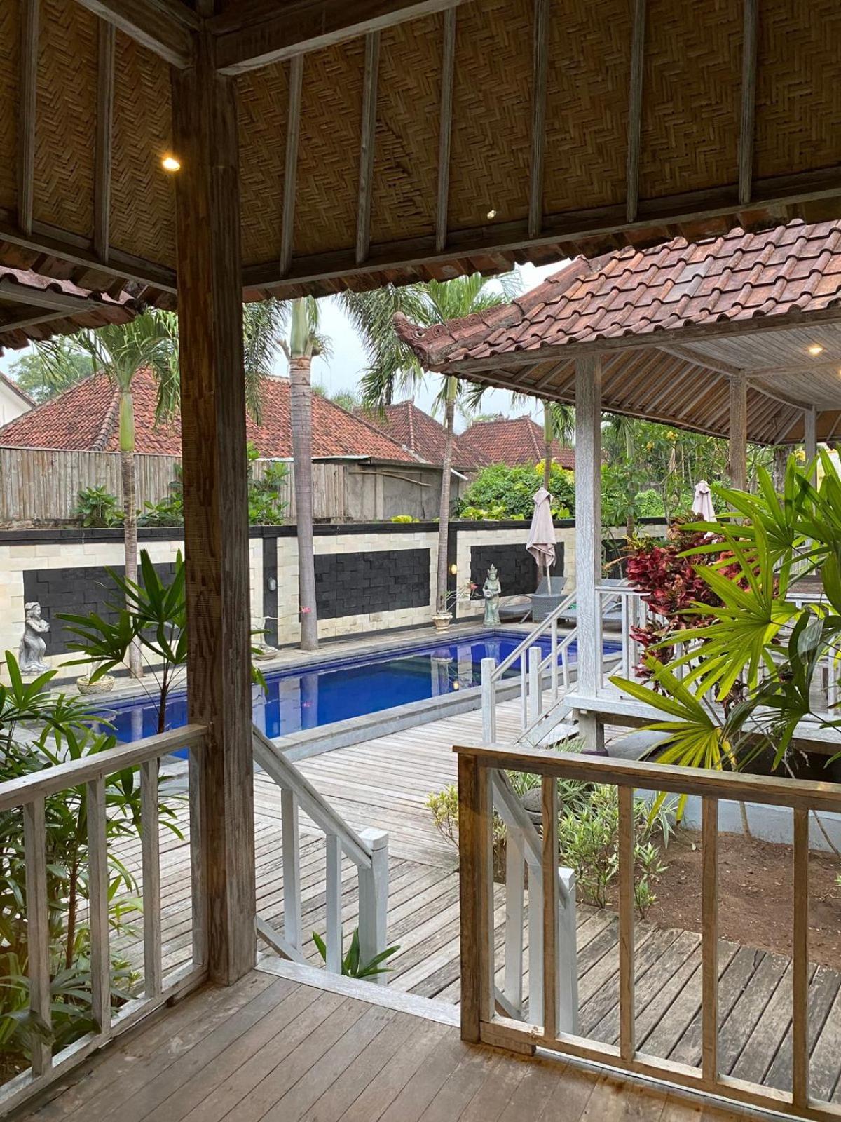The Nichos Bungalows And Villas Nusa Lembongan Exterior foto