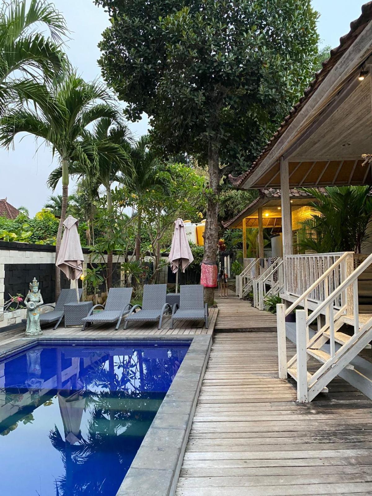 The Nichos Bungalows And Villas Nusa Lembongan Exterior foto