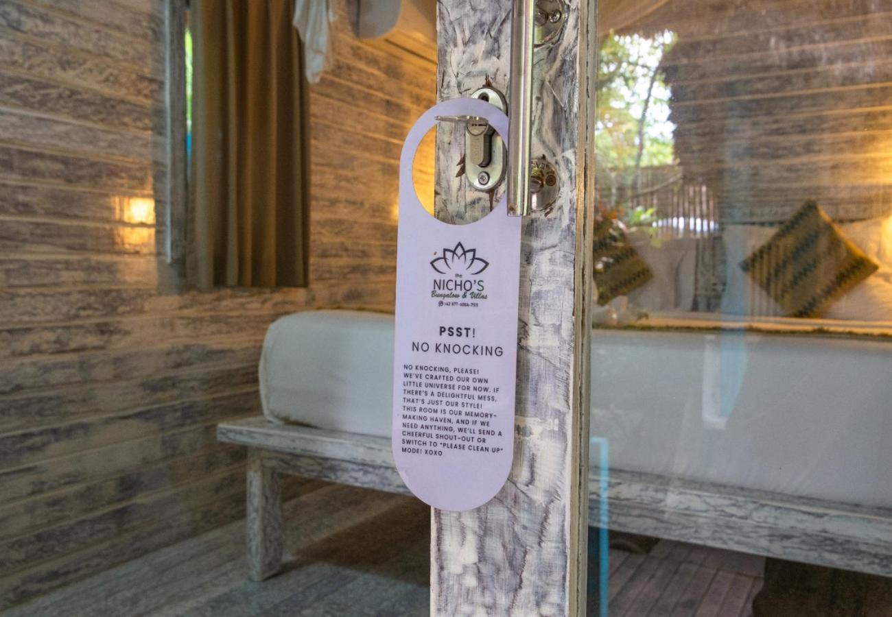 The Nichos Bungalows And Villas Nusa Lembongan Exterior foto