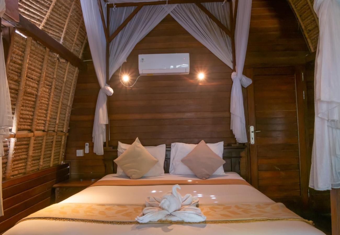 The Nichos Bungalows And Villas Nusa Lembongan Exterior foto